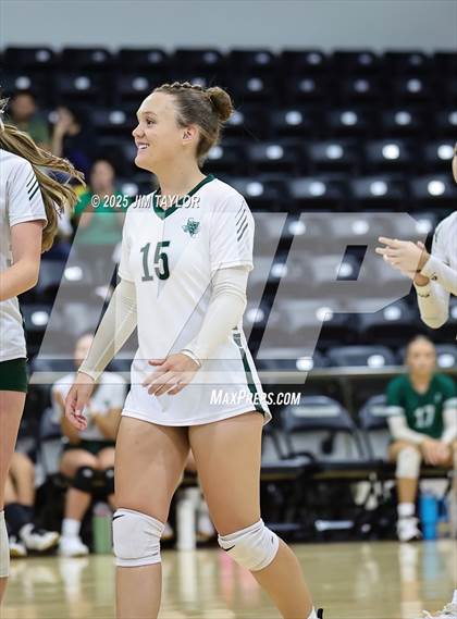 Thumbnail 3 in Santo vs Llano (scrimmage) photogallery.