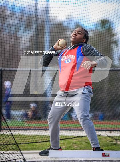 Thumbnail 2 in Bellport @ Smithtown West photogallery.