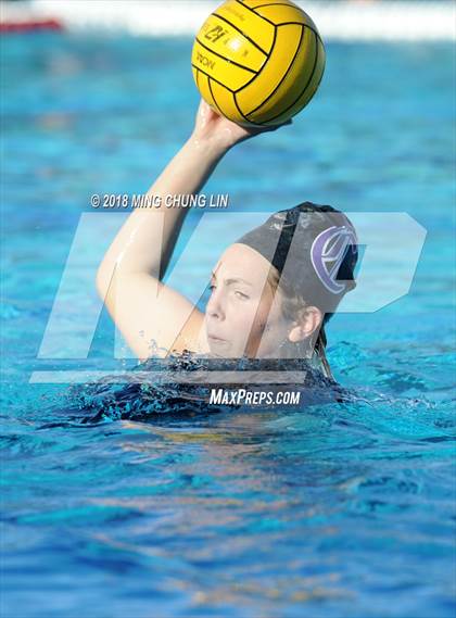 Thumbnail 1 in Santa Margarita vs. Carlsbad (Barnett Holiday Cup) photogallery.
