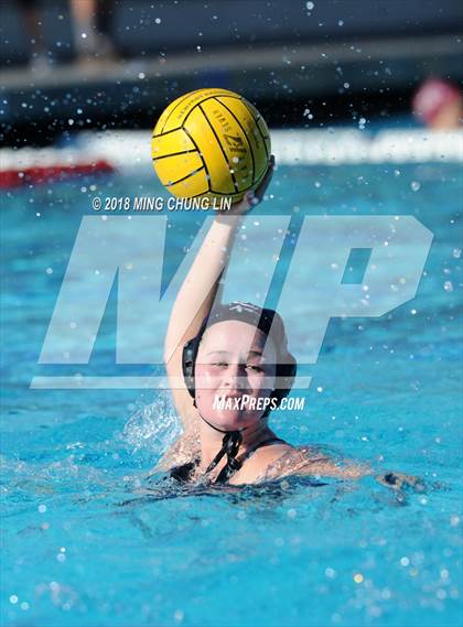 Thumbnail 2 in Santa Margarita vs. Carlsbad (Barnett Holiday Cup) photogallery.