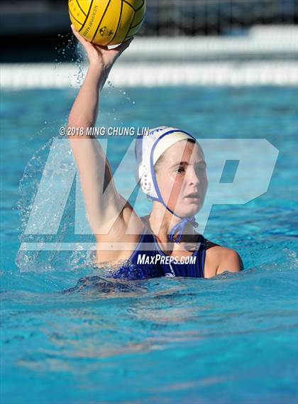 Thumbnail 1 in Santa Margarita vs. Carlsbad (Barnett Holiday Cup) photogallery.
