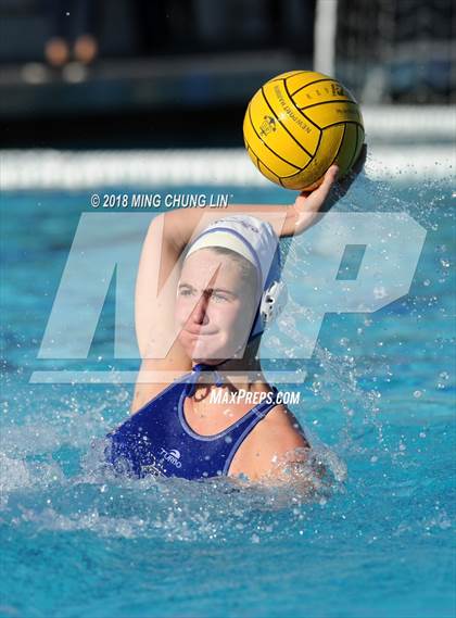 Thumbnail 3 in Santa Margarita vs. Carlsbad (Barnett Holiday Cup) photogallery.