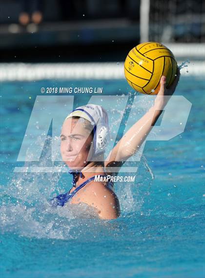Thumbnail 2 in Santa Margarita vs. Carlsbad (Barnett Holiday Cup) photogallery.