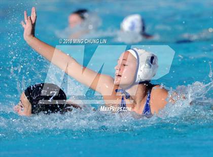 Thumbnail 1 in Santa Margarita vs. Carlsbad (Barnett Holiday Cup) photogallery.
