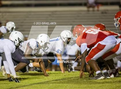 Thumbnail 3 in Seventy-First vs. Panther Creek (Jamboree) photogallery.