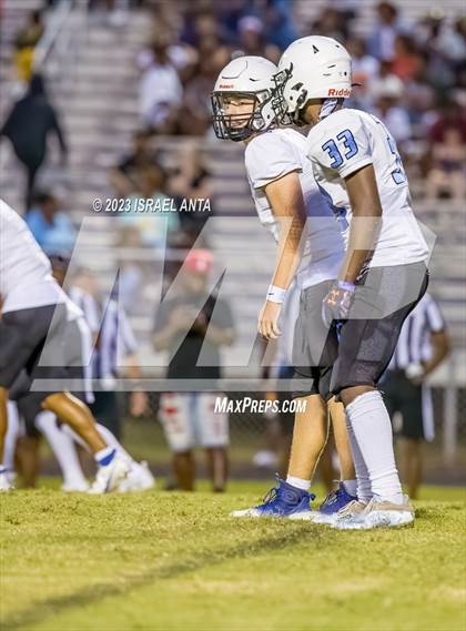 Thumbnail 2 in Seventy-First vs. Panther Creek (Jamboree) photogallery.