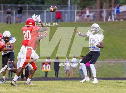 Thumbnail 3 in Seventy-First vs. Panther Creek (Jamboree) photogallery.