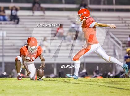 Thumbnail 2 in Seventy-First vs. Panther Creek (Jamboree) photogallery.