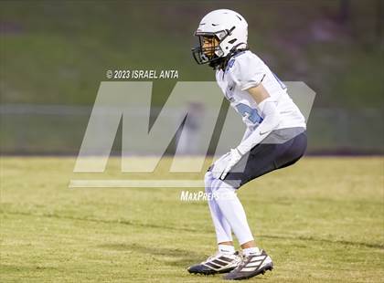 Thumbnail 3 in Seventy-First vs. Panther Creek (Jamboree) photogallery.