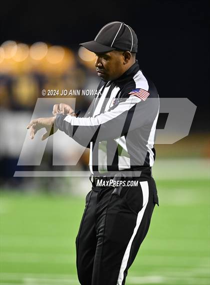 Thumbnail 3 in The Woodlands @ Cypress Ranch (UIL 6A Football Area Round Playoff) photogallery.