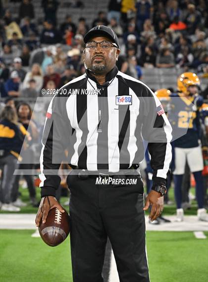 Thumbnail 3 in The Woodlands @ Cypress Ranch (UIL 6A Football Area Round Playoff) photogallery.