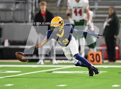 Thumbnail 2 in The Woodlands @ Cypress Ranch (UIL 6A Football Area Round Playoff) photogallery.