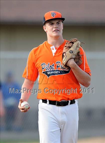 Thumbnail 1 in Lovejoy vs Pilot Point (Gunter/Prosper Tournament) photogallery.