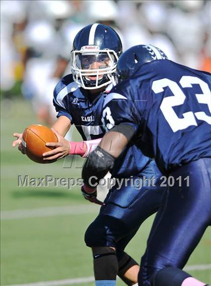 Thumbnail 2 in Weaver @ Wethersfield photogallery.