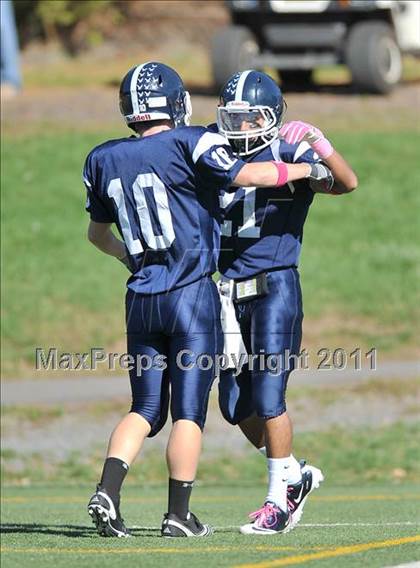 Thumbnail 2 in Weaver @ Wethersfield photogallery.