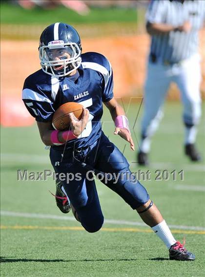 Thumbnail 2 in Weaver @ Wethersfield photogallery.