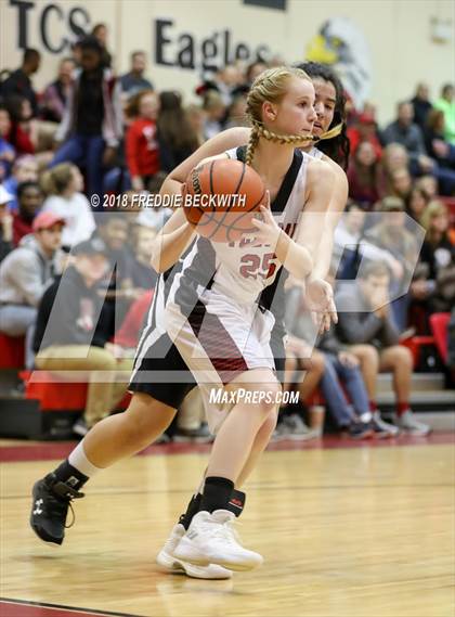 Thumbnail 3 in Garland Christian vs Texoma Christian (TAPPS 2A Round 2 Playoff) photogallery.