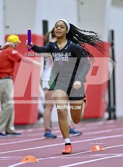 Thumbnail 2 in Owl Invite HSR Qualifier (4 x 200M Relay)  photogallery.