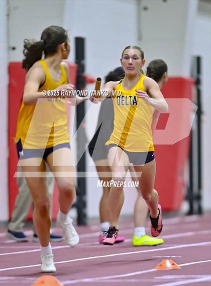 Thumbnail 2 in Owl Invite HSR Qualifier (4 x 200M Relay)  photogallery.
