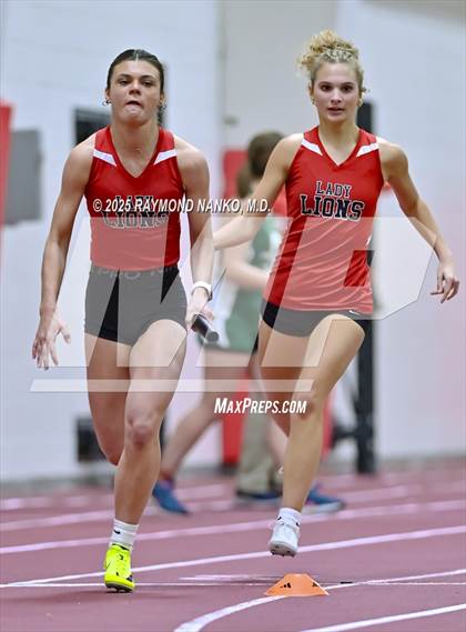 Thumbnail 3 in Owl Invite HSR Qualifier (4 x 200M Relay)  photogallery.