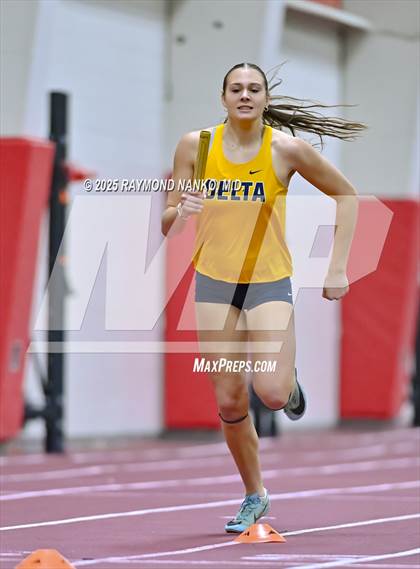Thumbnail 1 in Owl Invite HSR Qualifier (4 x 200M Relay)  photogallery.