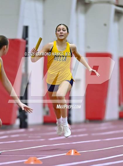 Thumbnail 2 in Owl Invite HSR Qualifier (4 x 200M Relay)  photogallery.