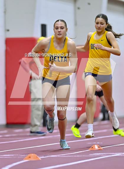 Thumbnail 3 in Owl Invite HSR Qualifier (4 x 200M Relay)  photogallery.