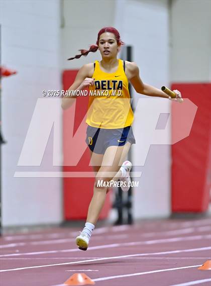 Thumbnail 2 in Owl Invite HSR Qualifier (4 x 200M Relay)  photogallery.