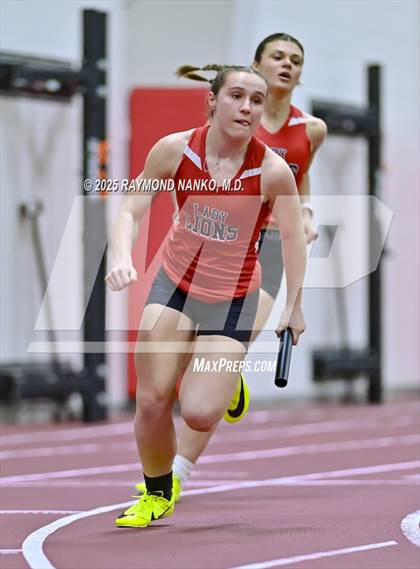 Thumbnail 2 in Owl Invite HSR Qualifier (4 x 200M Relay)  photogallery.