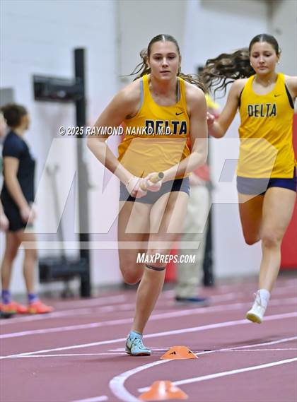 Thumbnail 2 in Owl Invite HSR Qualifier (4 x 200M Relay)  photogallery.