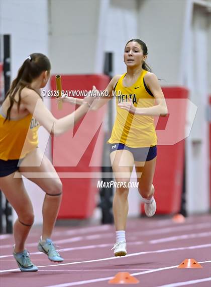Thumbnail 1 in Owl Invite HSR Qualifier (4 x 200M Relay)  photogallery.