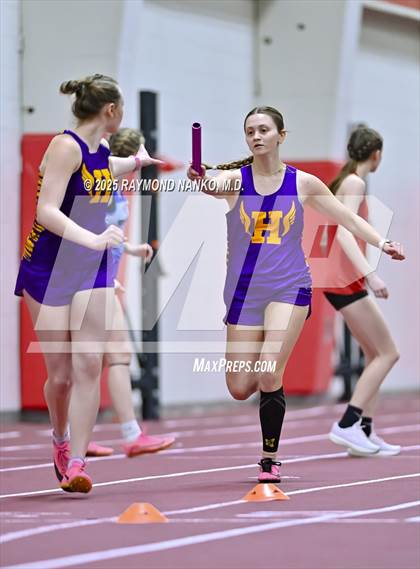 Thumbnail 2 in Owl Invite HSR Qualifier (4 x 200M Relay)  photogallery.