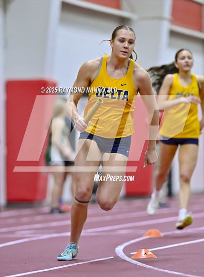 Thumbnail 2 in Owl Invite HSR Qualifier (4 x 200M Relay)  photogallery.