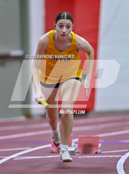 Thumbnail 2 in Owl Invite HSR Qualifier (4 x 200M Relay)  photogallery.