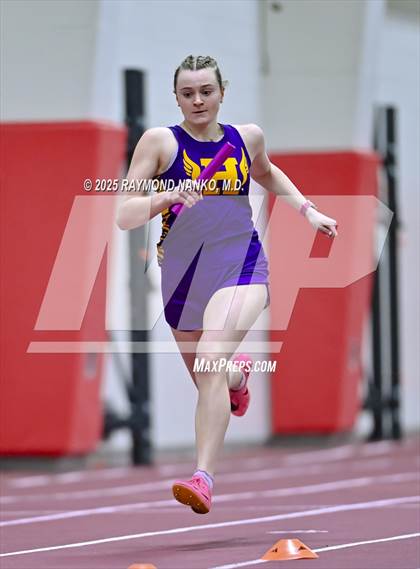 Thumbnail 1 in Owl Invite HSR Qualifier (4 x 200M Relay)  photogallery.