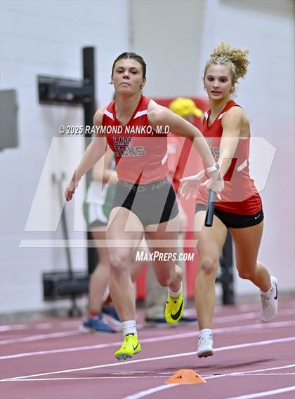 Thumbnail 1 in Owl Invite HSR Qualifier (4 x 200M Relay)  photogallery.