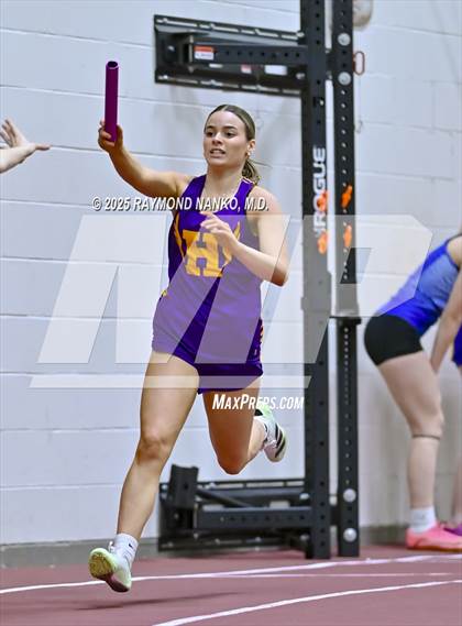 Thumbnail 1 in Owl Invite HSR Qualifier (4 x 200M Relay)  photogallery.