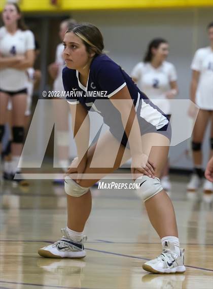 Thumbnail 1 in Agoura vs Camarillo photogallery.