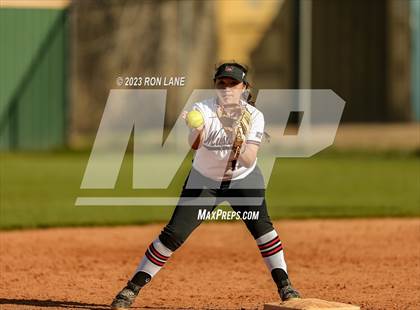 Thumbnail 2 in Southmoore @ Mustang photogallery.
