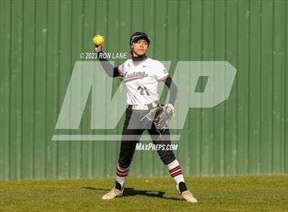 Thumbnail 3 in Southmoore @ Mustang photogallery.