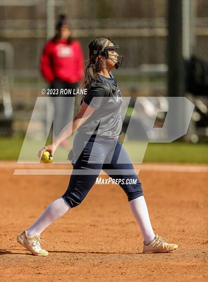 Thumbnail 3 in Southmoore @ Mustang photogallery.