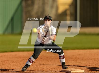 Thumbnail 1 in Southmoore @ Mustang photogallery.