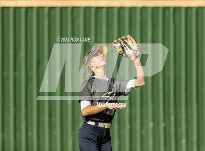 Thumbnail 1 in Southmoore @ Mustang photogallery.