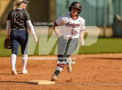 Thumbnail 2 in Southmoore @ Mustang photogallery.