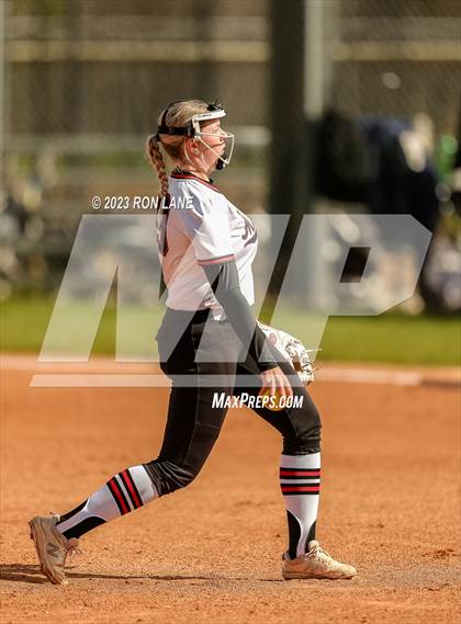 Thumbnail 2 in Southmoore @ Mustang photogallery.
