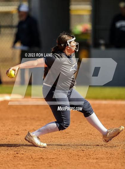 Thumbnail 1 in Southmoore @ Mustang photogallery.