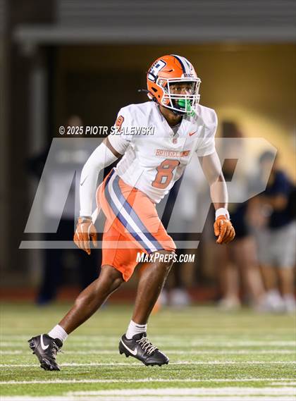 Thumbnail 3 in Bridgeland vs Klein Collins (UIL 6A D1 Football Bi-District) photogallery.