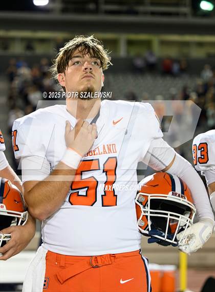 Thumbnail 3 in Bridgeland vs Klein Collins (UIL 6A D1 Football Bi-District) photogallery.