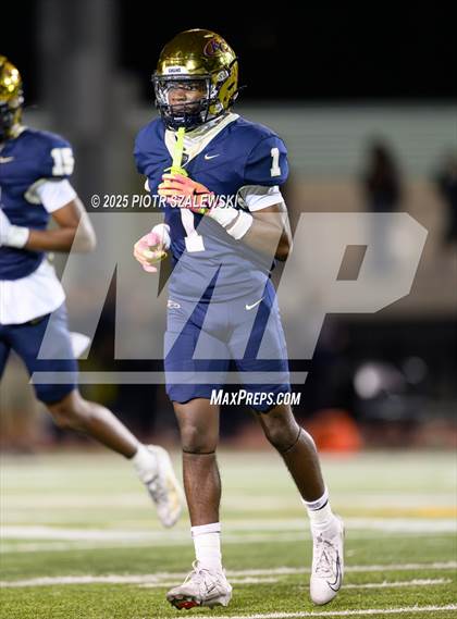Thumbnail 3 in Bridgeland vs Klein Collins (UIL 6A D1 Football Bi-District) photogallery.
