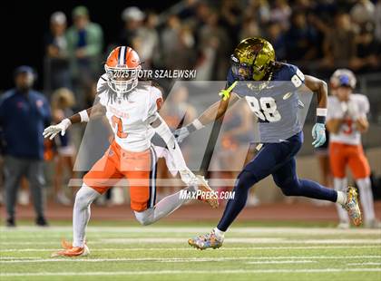 Thumbnail 3 in Bridgeland vs Klein Collins (UIL 6A D1 Football Bi-District) photogallery.